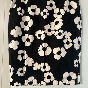 Pencil skirt new without tag
